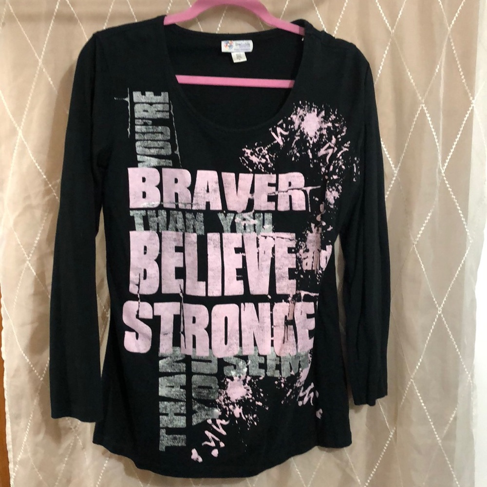 Great condition breast cancer 3/4 sleeve shirt